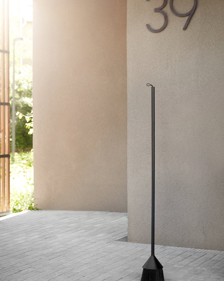 Mim black standing outside Photo Chris Tonnesen 3bc628c8 239f 4e2a bbab 585385db8b01