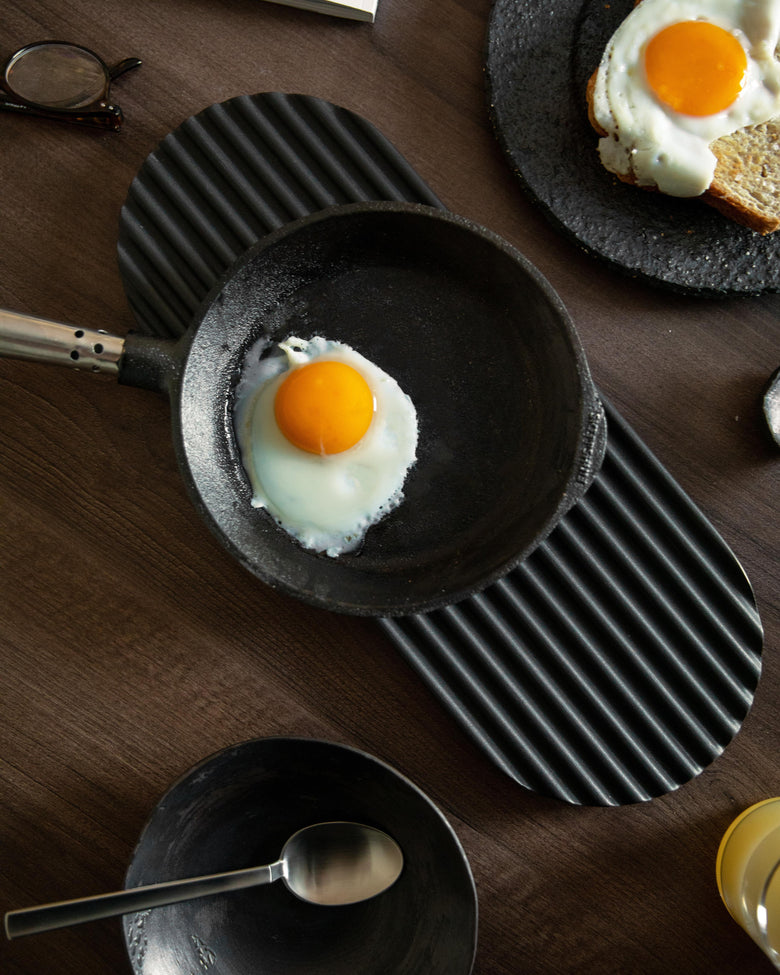 Podium black L40 breakfast top view ph PO Solvberg