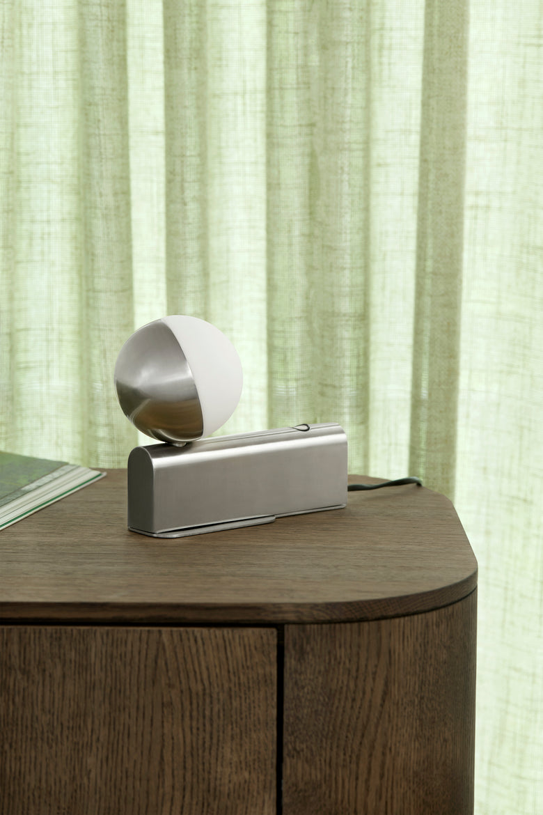 Balancer mini wall/table lamp
