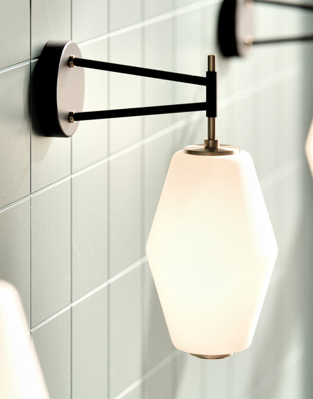 Dahl vegglampe