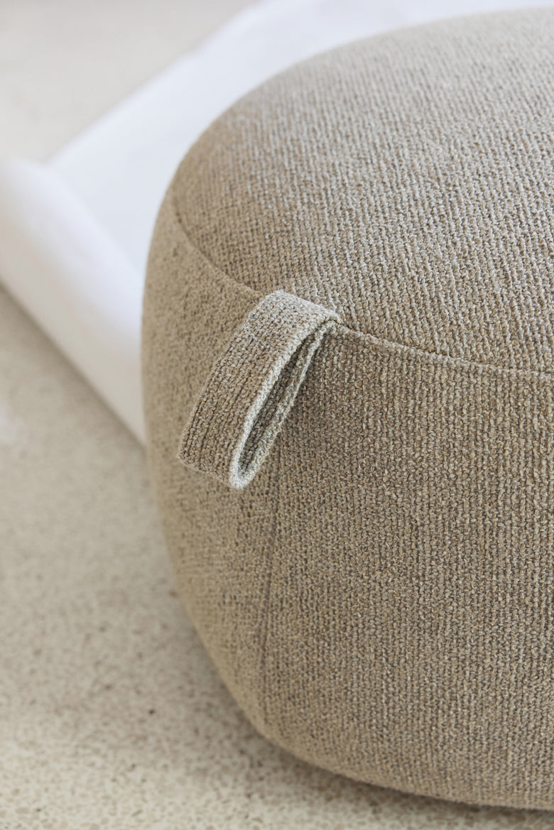 Gem pouf detail Moss16 Ph Sara Spilling