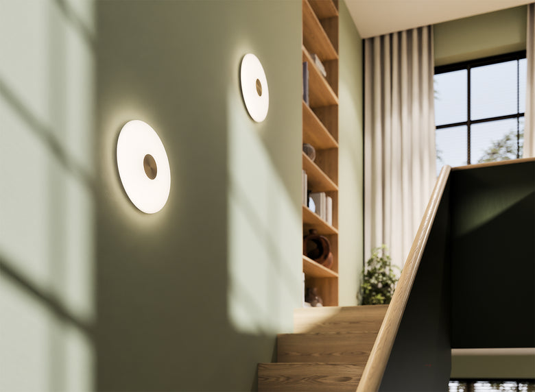 Glint glass opal wall lamp