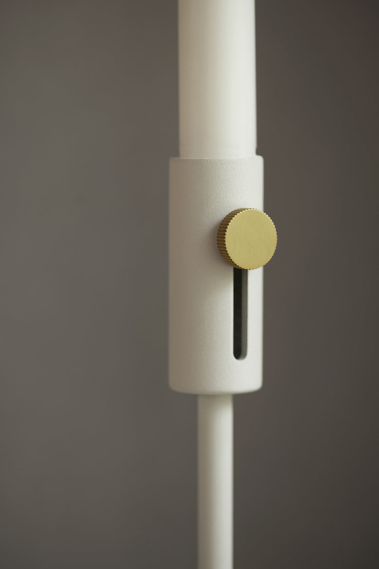 Granny candle holder