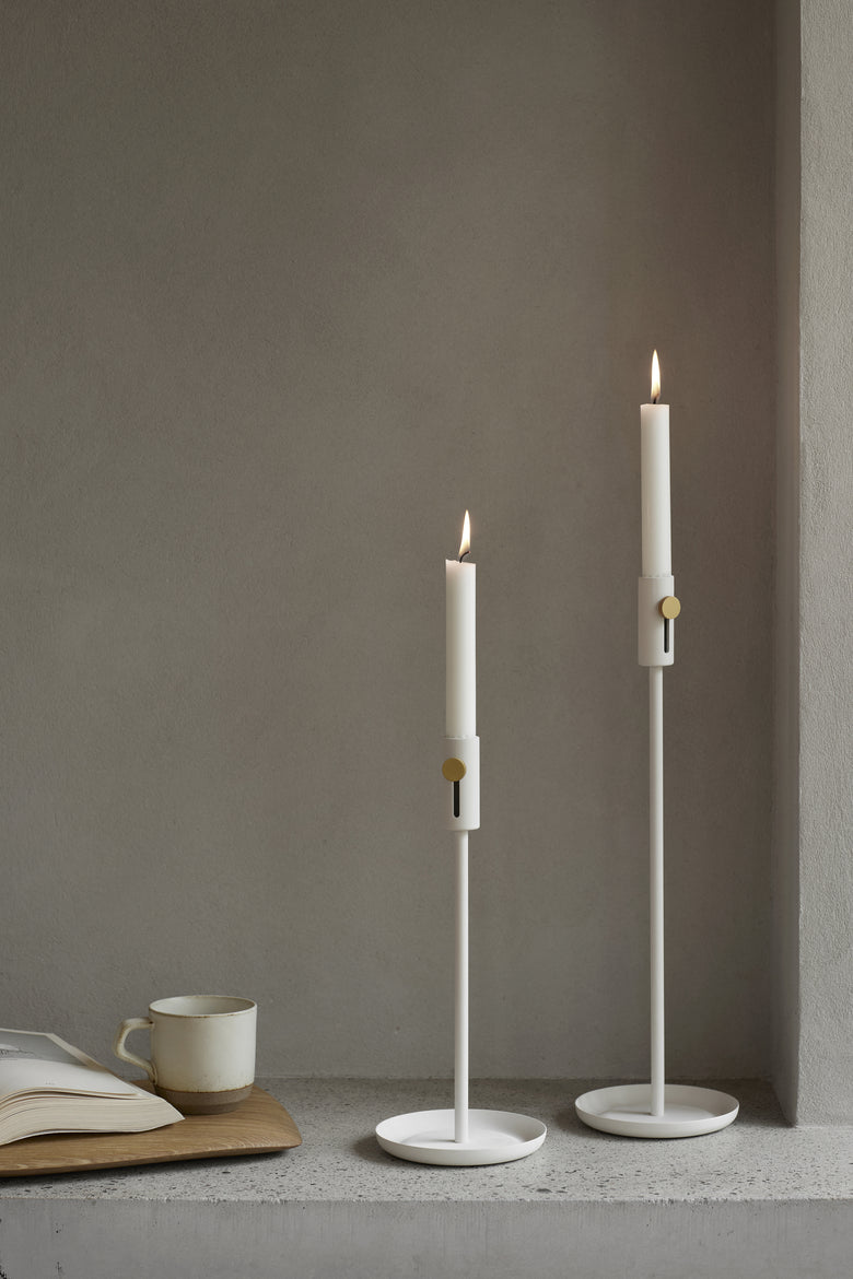 Granny candle holder