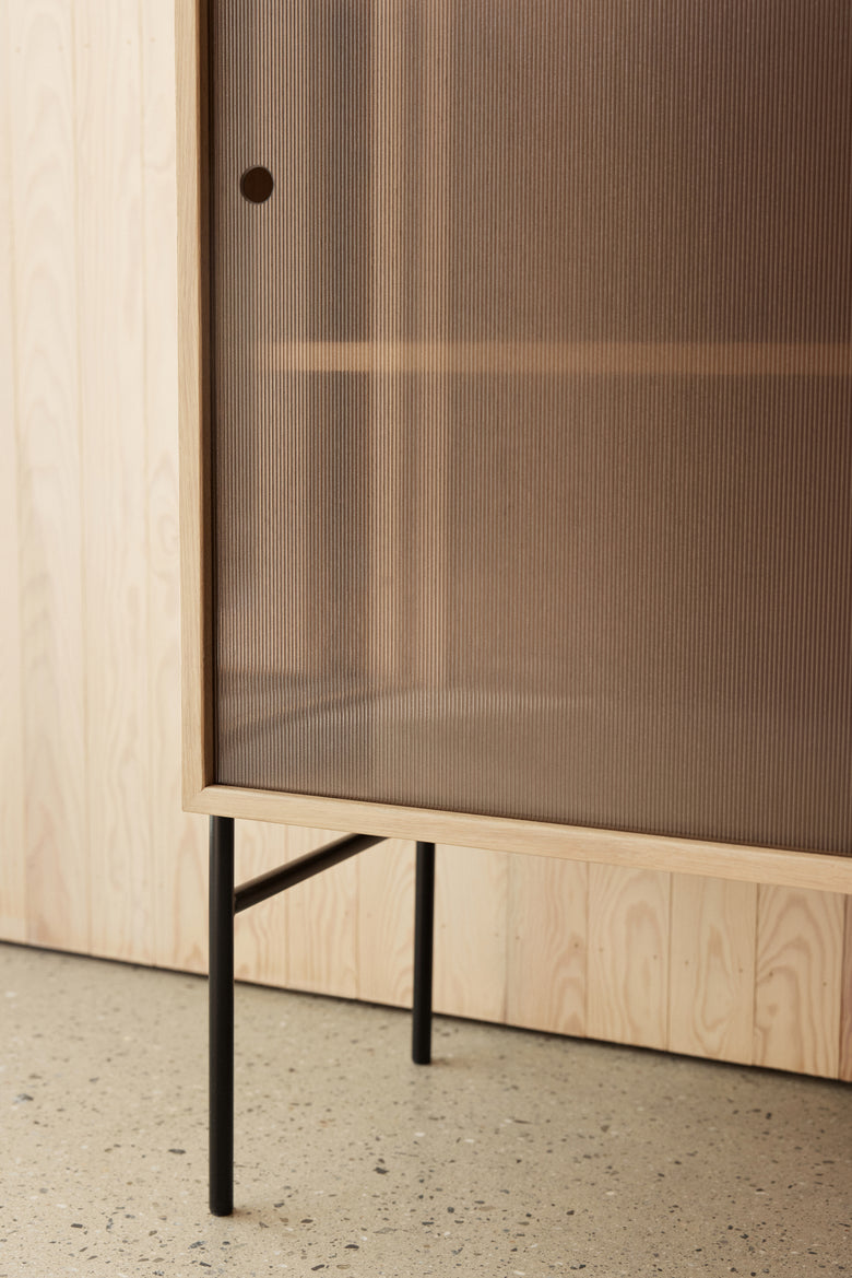 Hifive glass cabinet