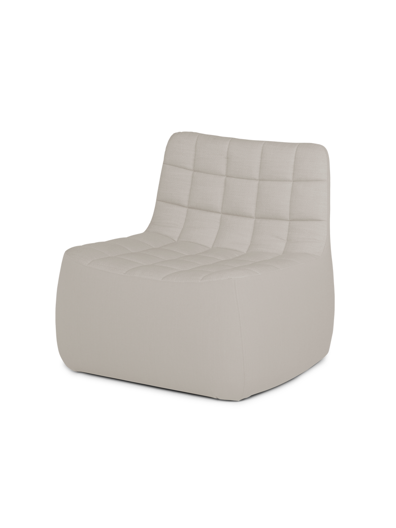 Yam lounge chair Brusvik02 Light warm grey