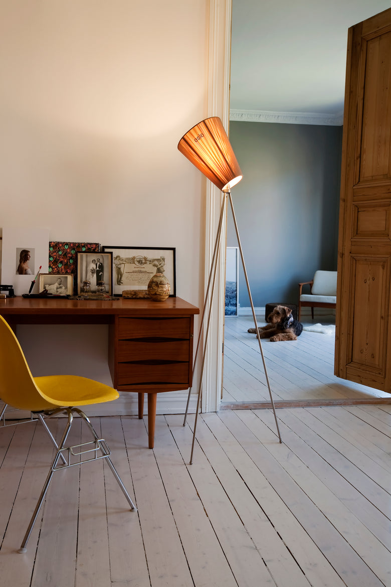 Oslo Wood floor lamp
