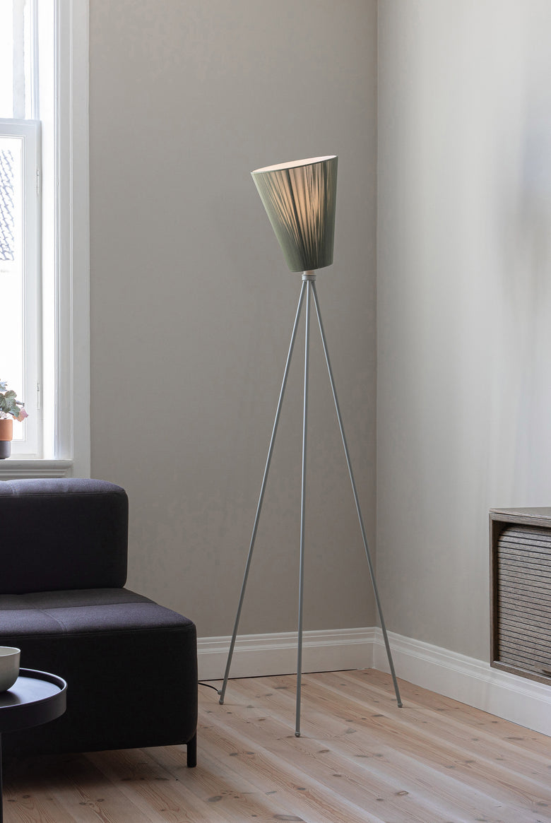 Oslo Wood floor lamp