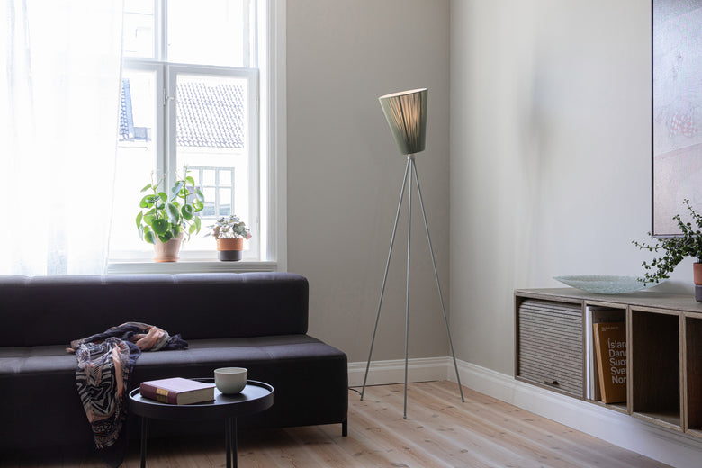 Oslo Wood floor lamp