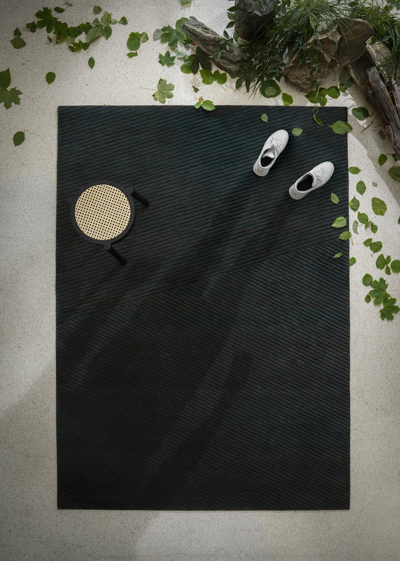 Row rug green top illusion photo Chris Tonnesen scaled