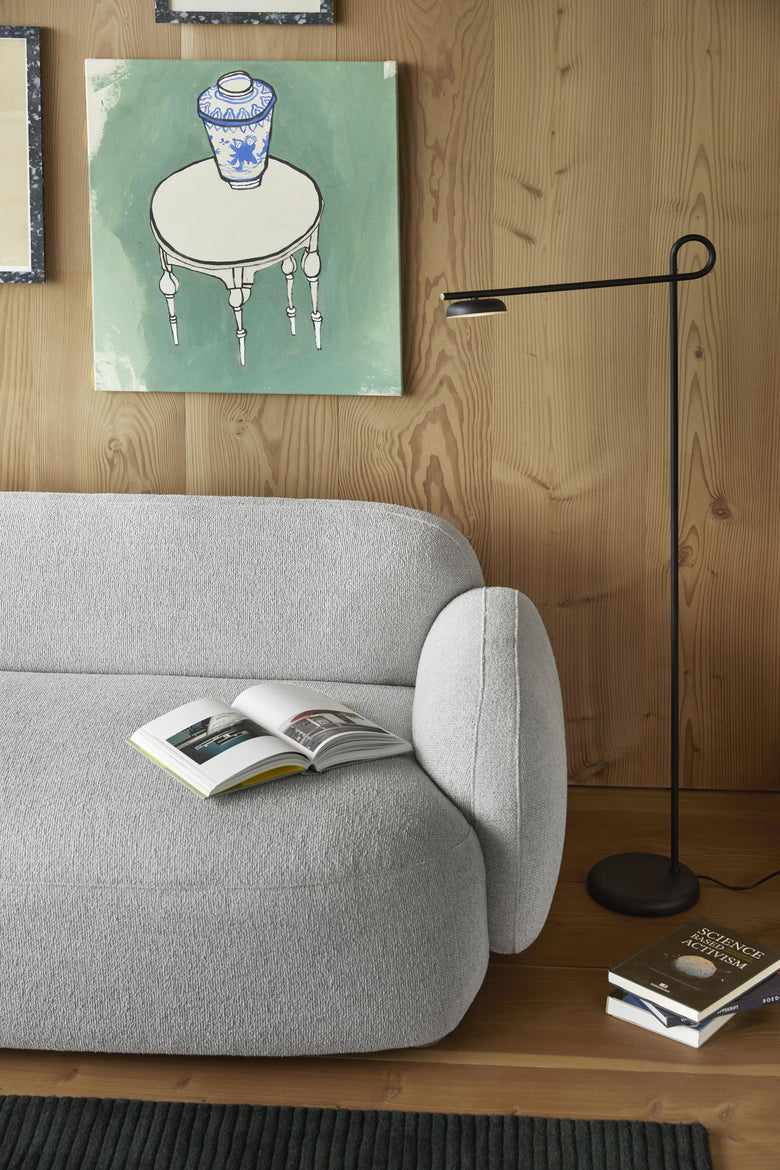 Salto floor lamp black Gem sofa ph Chris Tonnesen