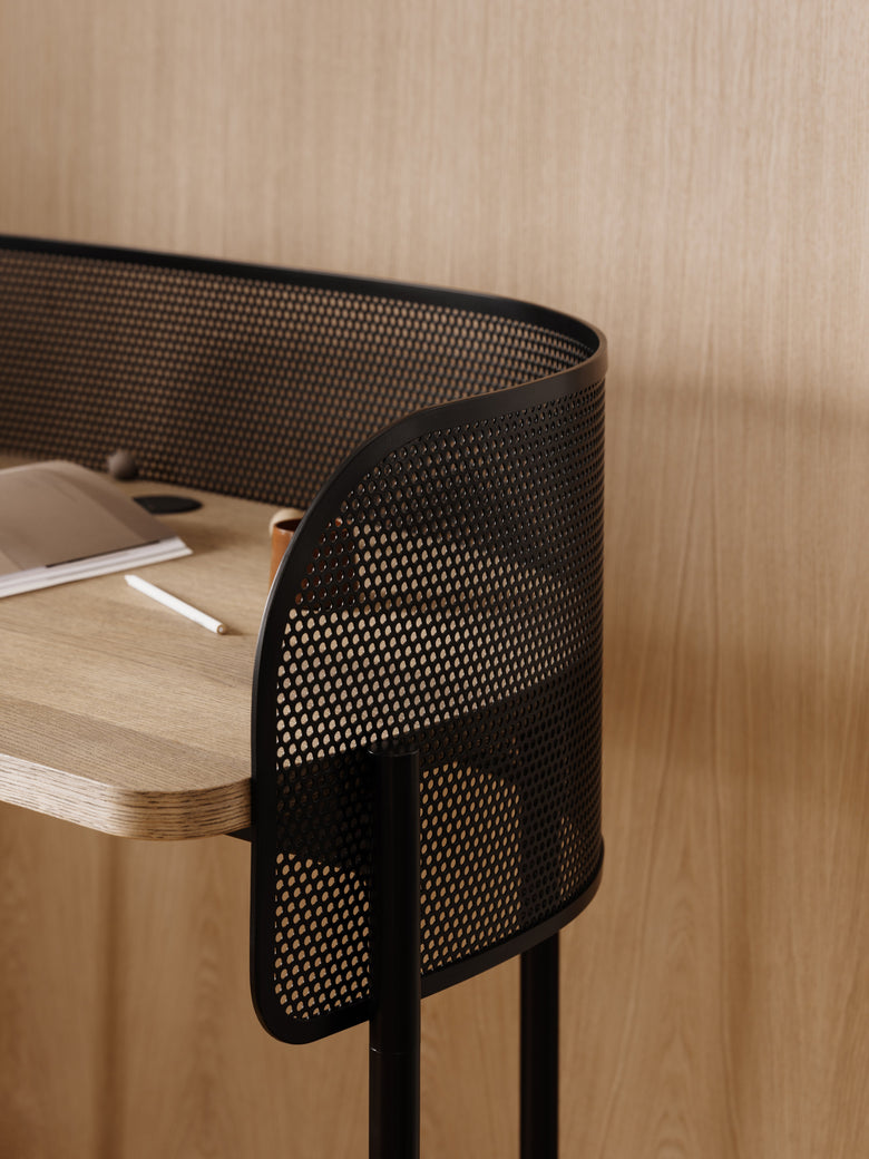 Shelter desk screen detail Ph Einar Aslaksen