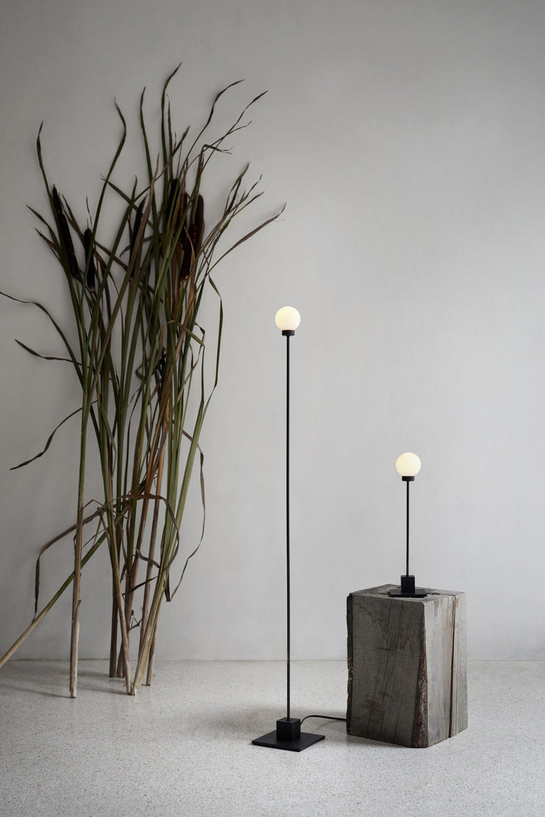 Snowball floor table black nature photo Chris Tonnesen scaled