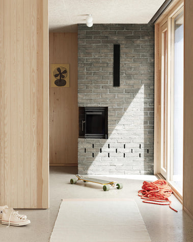 Spool runner grey green hallway Ph Sara Spilling