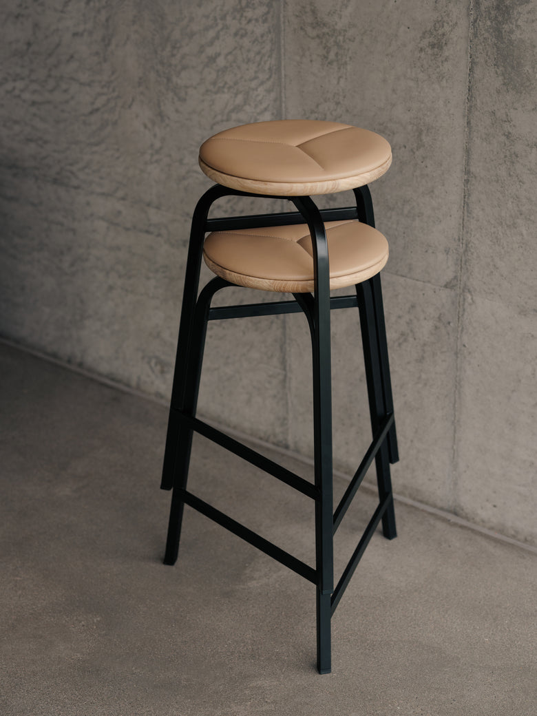 Treble bar stool
