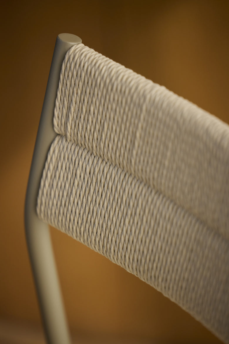 Vev dining chair